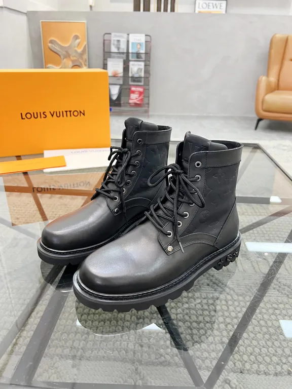 Louis Vuitton Shoe 